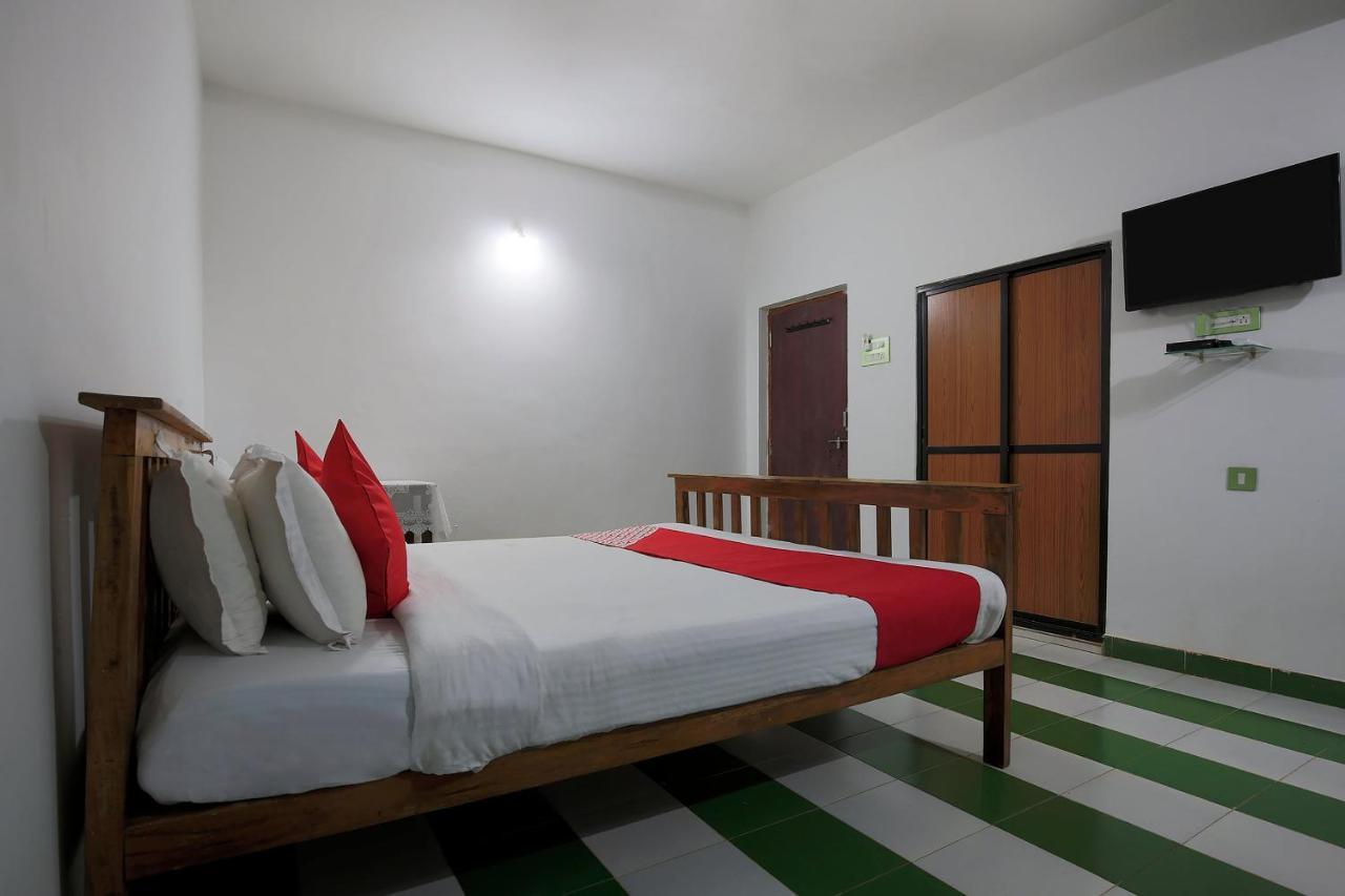 Braganza Guest House Baga Exterior foto